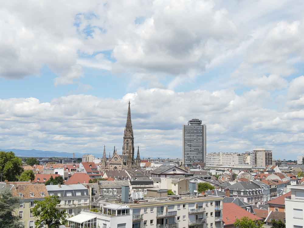 Prise de vue aérienne par drone de Mulhouse dans le Haut-Rhin